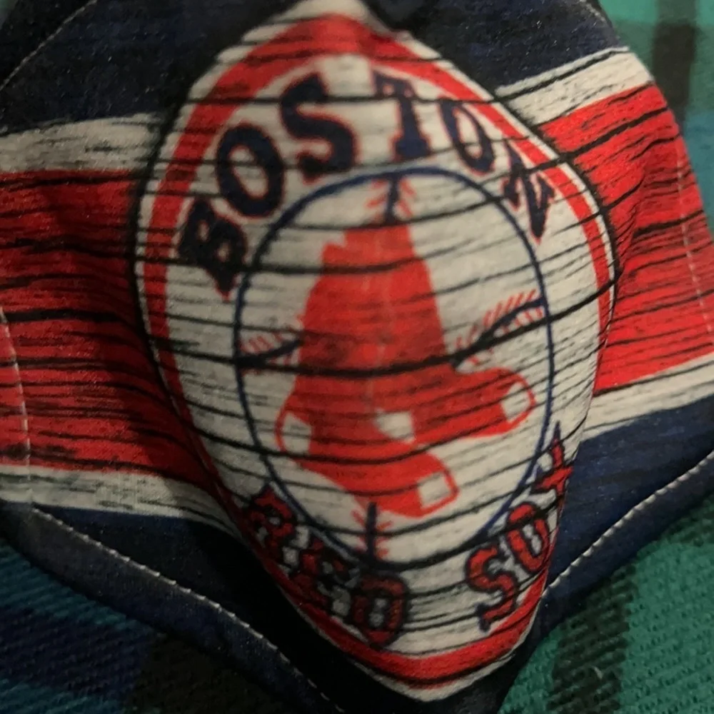6/$20 New Boston Red Sox face mask